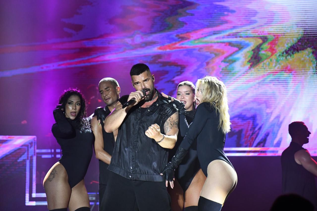 Ricky Martin abarrota la Macroplaza del Malecón, conmemorando los 100 años del Carnaval de Veracruz