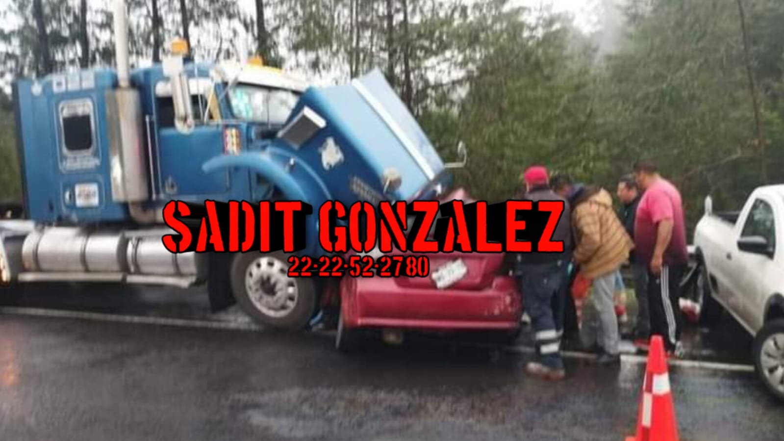 Choque frontal deja dos muertos en Huauchinango.