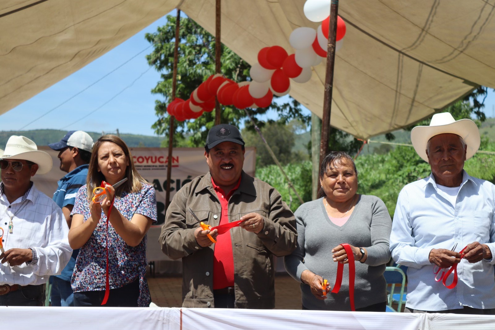 Inaugura gobierno de Ocoyucan importante vialidad