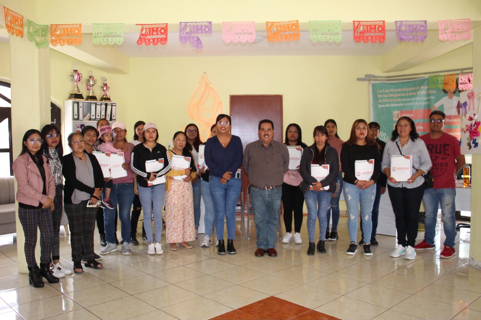 Impulsan a mujeres de Ocoyucan a concluir con sus estudios media superior