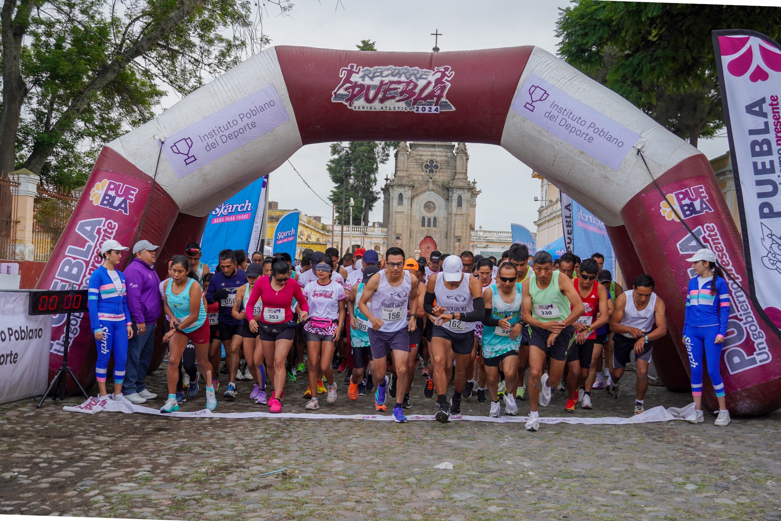 Más de 300 corredores celebran el “Día de la juventud en Texmelucan”
