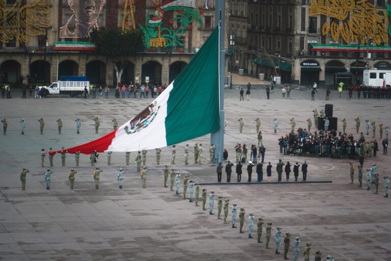 Presidente rinde homenaje a víctima de los sismos de 1985 Y 2017