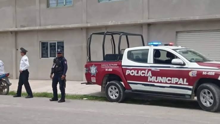 Mujer fue asesinada a puñaladas en el patio de su casa en Tochtepec.