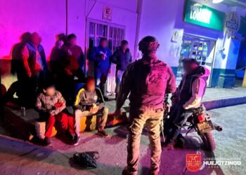 Policías municipales de Huejotzingo y SEMAR evitan “guerritas de pirotecnia”, detiene a 18