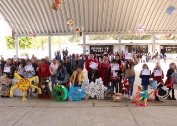 Concurso de Piñatas Resalta Creatividad Estudiantil en San Pedro Cholula