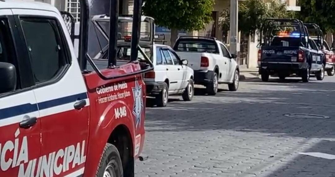 Mecánico se debate entre la vida y la muerte tras recibir un balazo en la cabeza en Tehuacán.