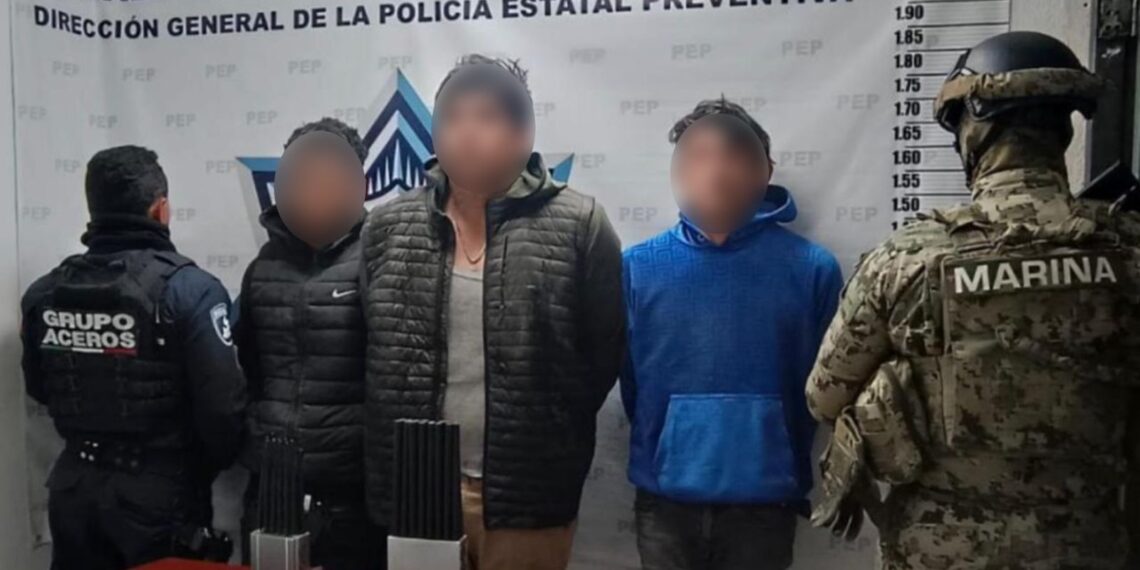 En operativo conjunto SEMAR, SSP y SEDENA, recuperan tractocamión con reporte de robo