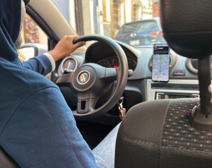 Gobierno de Puebla garantiza protección a mujeres en servicio de taxi de plataformas