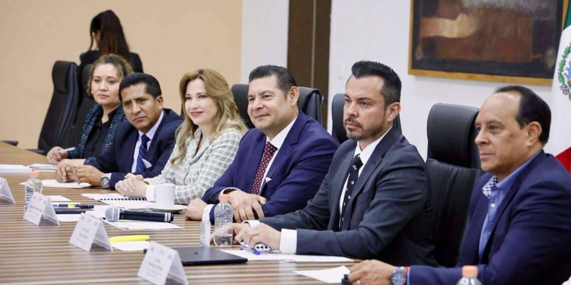 Empresarios socialmente responsables se suman al Patronato SEDIF