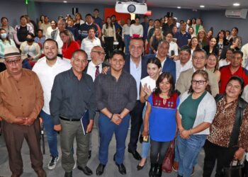 En Cuautlancingo daremos todo el apoyo a nuestros hermanos migrantes y a sus familias: Omar Muñoz