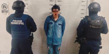 Policía Municipal de Cuautlancingo detiene a un hombre por actitud agresiva y detentación de vehículo robado