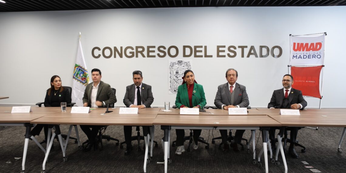 Signan Convenio de Colaboración Congreso del Estado y Universidad Madero