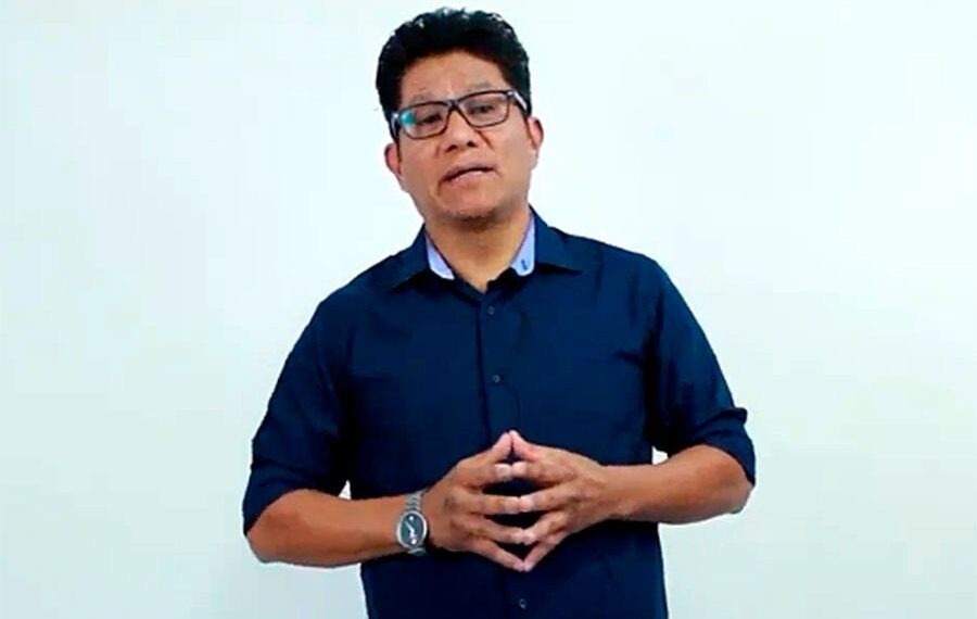 Líder sindical de la VW exige más de un millón de pesos a periodista poblano