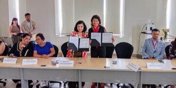 UTH fortalece lazos con instituciones, su rectora Mirna Toxqui Oliver encabezó firma de convenio con la Secretaría de las Mujeres a cargo de Virginia González Melgarejo.