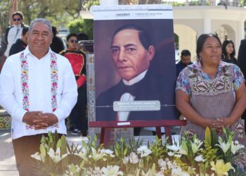 Conmemora gobierno de Amozoc Natalicio de Benito Juárez.