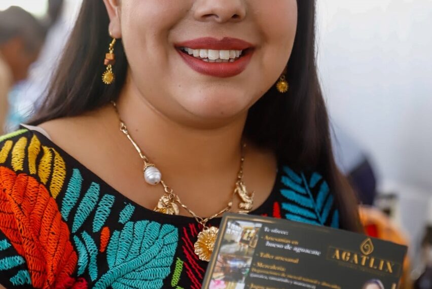 Más de 120 productores de las regiones de Atlixco, Tepeaca, San Martín Texmelucan y Cholula ofrecieron 76 productos en la Plaza de la Concordia