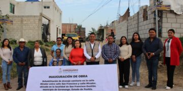 Inaugura Armando Aguirre pavimentación en Ocotlán