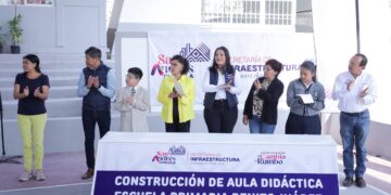 Fortalece Lupita Cuautle la educación con nueva aula didáctica en primaria Benito Juárez
