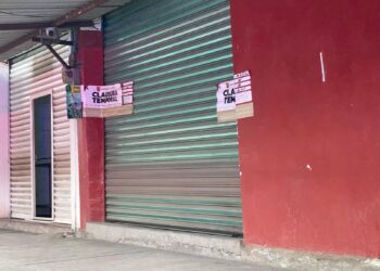 Clausuran Bares Cerca de la UTH en Operativo de Protección Civil
