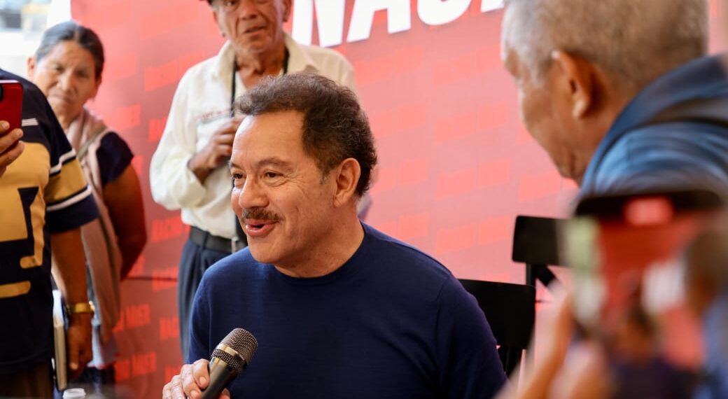 Celebra Ignacio Mier acuerdo entre empresarios y gobierno para poner un tope al precio de la gasolina