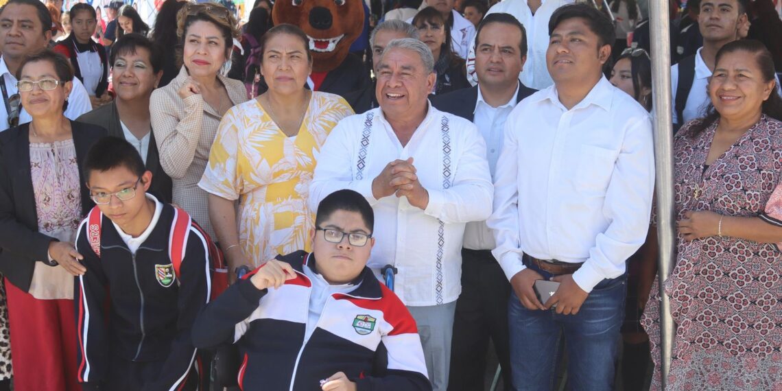 Con éxito, se realiza la Feria Universitaria “Explora tu Futuro” en Amozoc