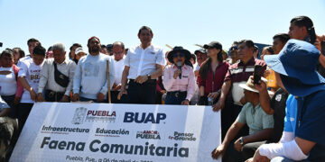 BUAP y gobierno estatal realizan faena comunitaria en CU2 para recuperar espacios y fortalecer el sentido de comunidad