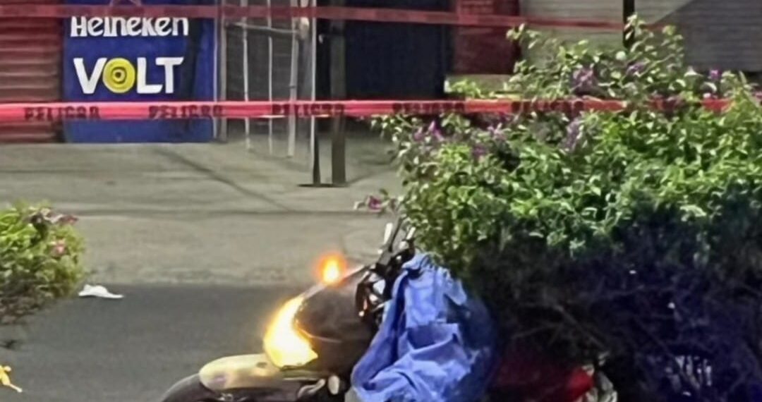 Ejecutan al «Pinki» de dos balazos en Izúcar de Matamoros.