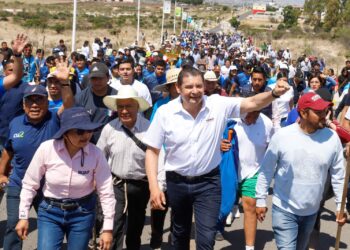 “Sólo los universitarios deciden el futuro de la BUAP”: Alejandro Armenta