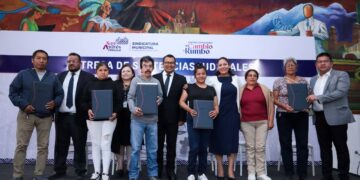 Brinda Lupita Cuautle certeza legal en San Andrés Cholula con entrega de sentencias
