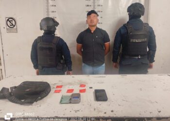 SSCyPC de Cuautlancingo detiene a un hombre por alteración al orden público y a otros dos por delitos contra la salud