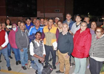 Omar Muñoz realiza caminata nocturna para mejorar seguridad en Cuatro Caminos