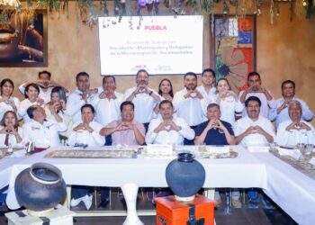 Alejandro Armenta prioriza obras y recursos para el pueblo en Tecamachalco