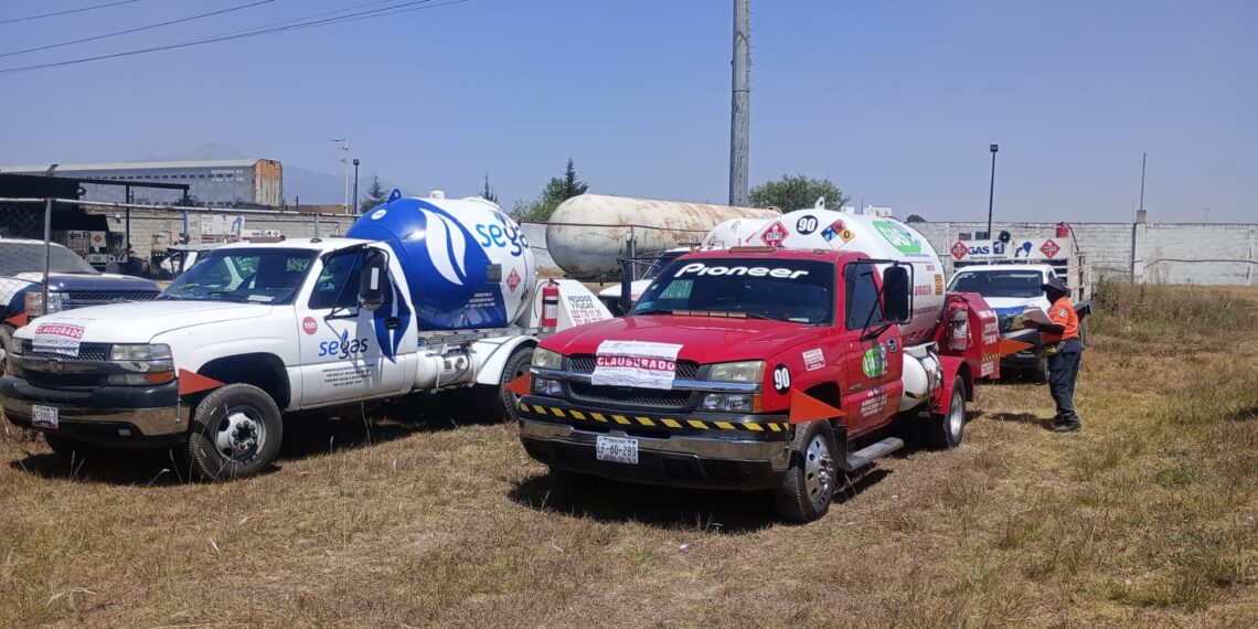 Protección Civil de Cuautlancingo retira vehículos de gas sin medidas de seguridad