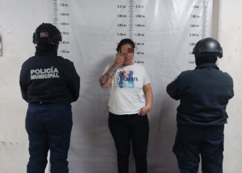 Eliana “N” detenida en Cuautlancingo por lesiones y daños a particulares