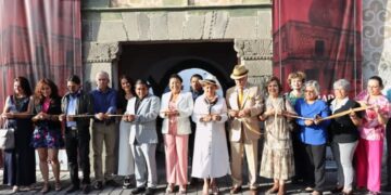 Enrique Benítez ilumina Cholula en la Noche de Museos