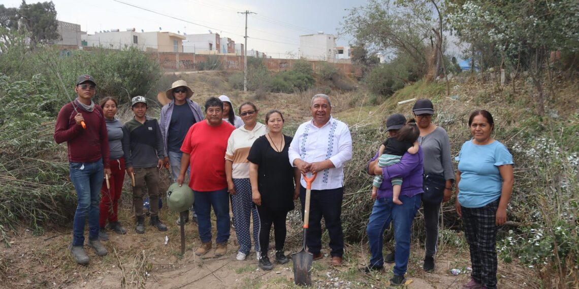 Limpian barranca “La Poza” en Amozoc como parte de jornadas de mantenimiento