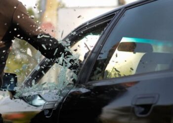 Detienen en Tehuacán a presuntas responsables de robo de motocicleta