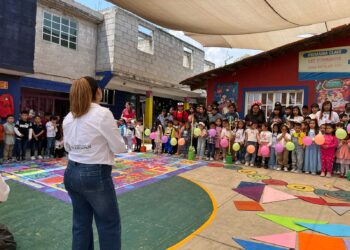 Presidenta Rosy Díaz celebra el Día del Niño con entrega de más de 7 mil juguetes en Tlahuapan