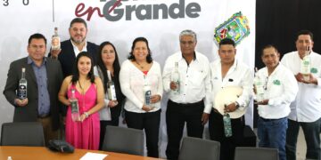 Puebla en 1er lugar a nivel nacional en la producción del mezcal, 150 mdp se han invertido en esta industria