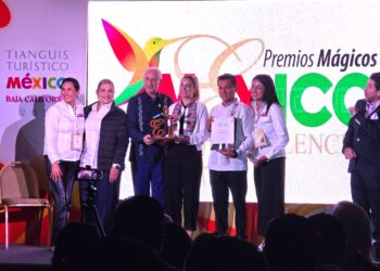 Zacatlán Brilla en Premios Mágicos por Excelencias 2025