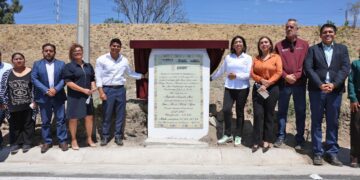 Omar Muñoz inaugura carril de desaceleración en el Periférico Ecológico