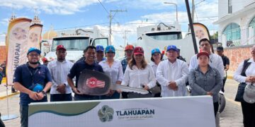 Rosy Díaz refuerza servicios públicos y seguridad en Tlahuapan con nueva flotilla de vehículos