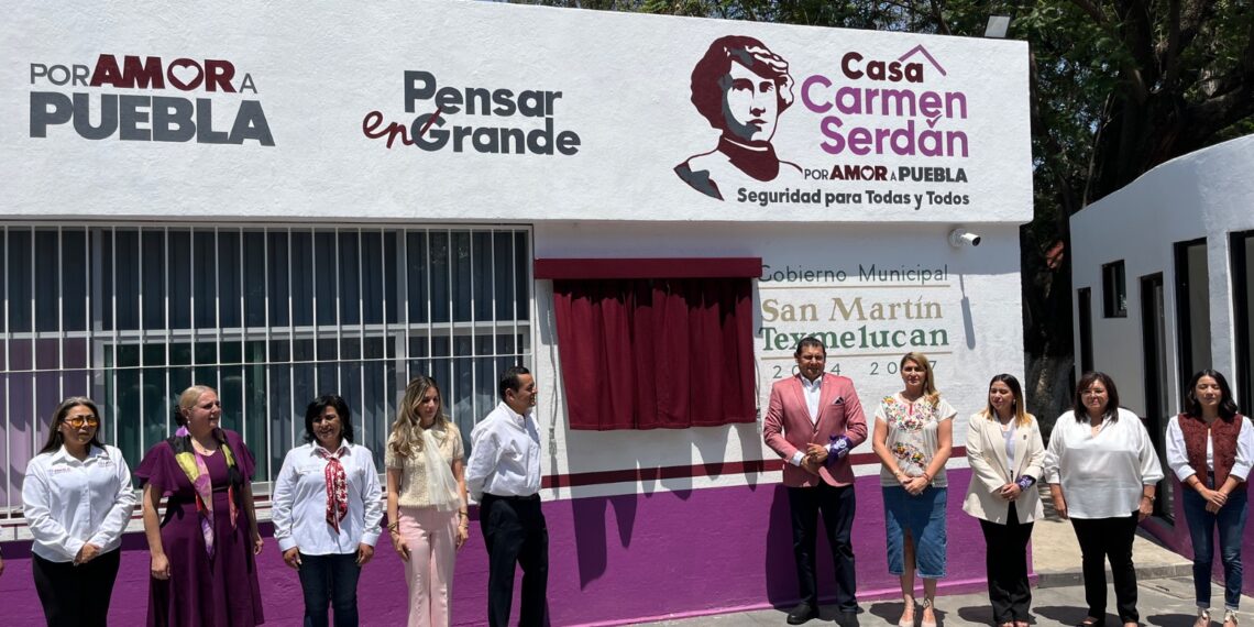 Alejandro Armenta entrega apoyos alimentarios y de infraestructura en Tlahuapan