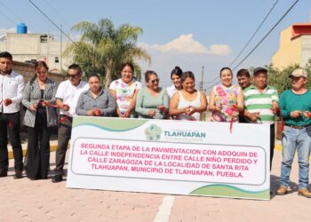 Rosy Díaz inaugura segunda etapa de pavimentación en la calle Independencia