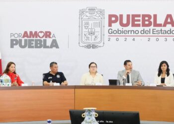 Armenta llama a denunciar la corrupción y advierte cero tolerancia en oficinas estatales