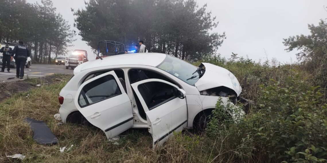 Imprudencia al volante cobra la vida de una mujer y deja cinco lesionados en accidente entre Teziutlán y Chignautla