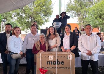 Presidenta Rosy Díaz encabeza emotiva celebración del Día de las Madres en Tlahuapan