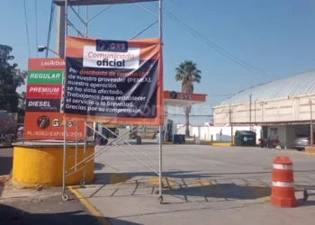 Reportan cierre de gasolineras en Texmelucan y El Verde por desabasto
