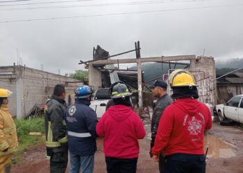 Gobierno de Puebla atiende de forma inmediata a afectados por tornado en Chignahuapan