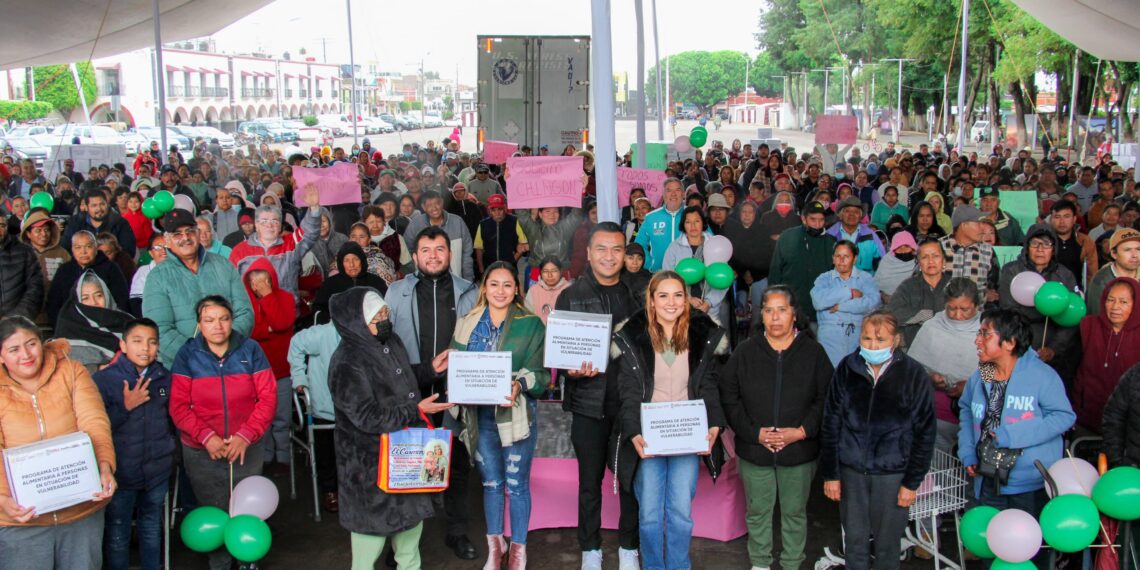 Shamy Spezia entrega más de tres mil despensas a través del programa “De corazón a corazón”